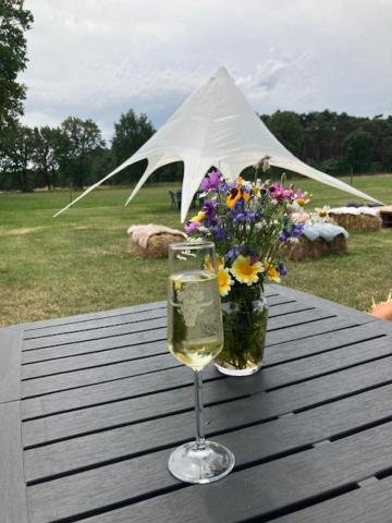 Natuur-Like Glamping In Bosland NeerNeerpelt Kültér fotó